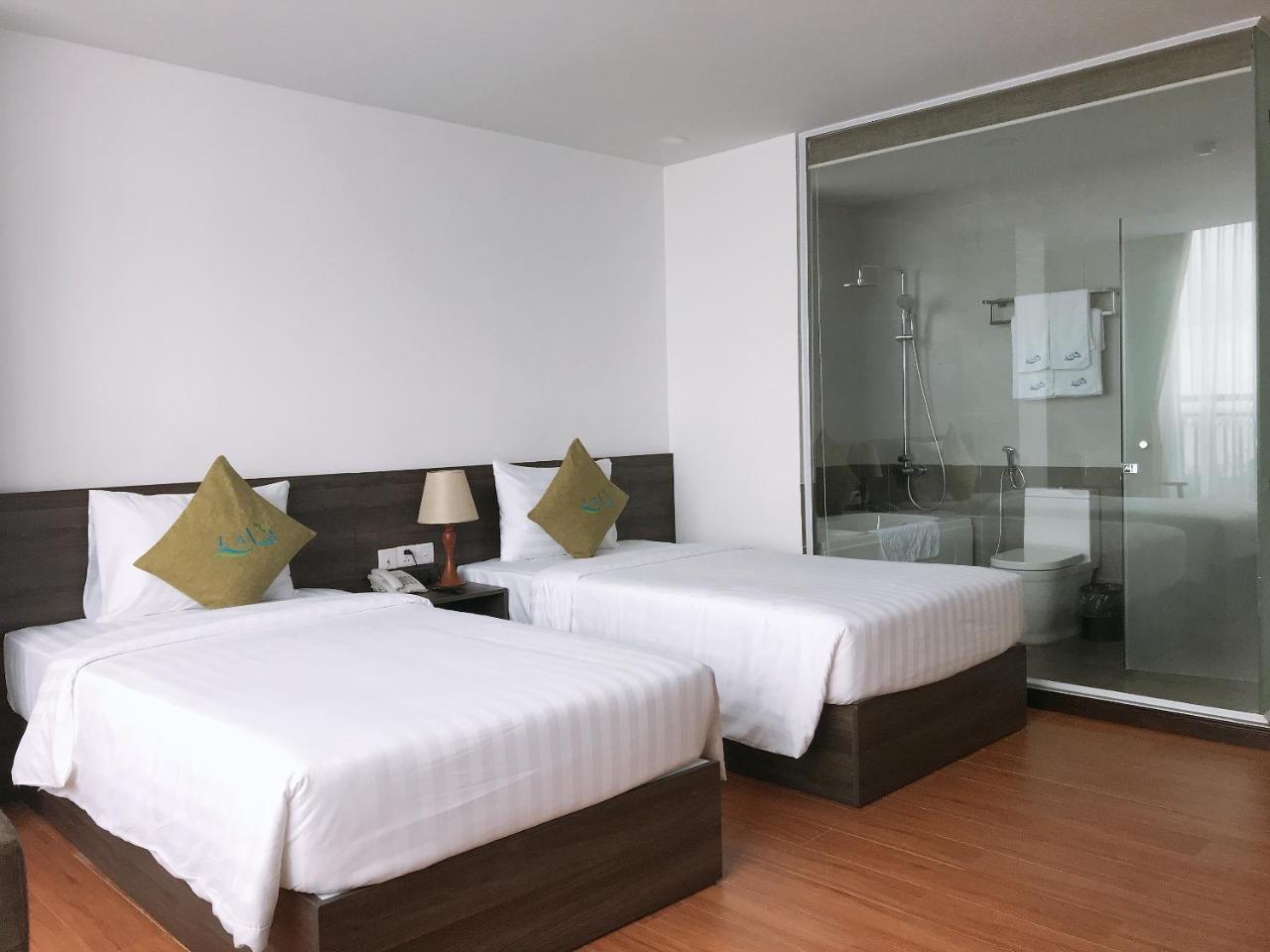 Lava Hotel На Транг Екстериор снимка