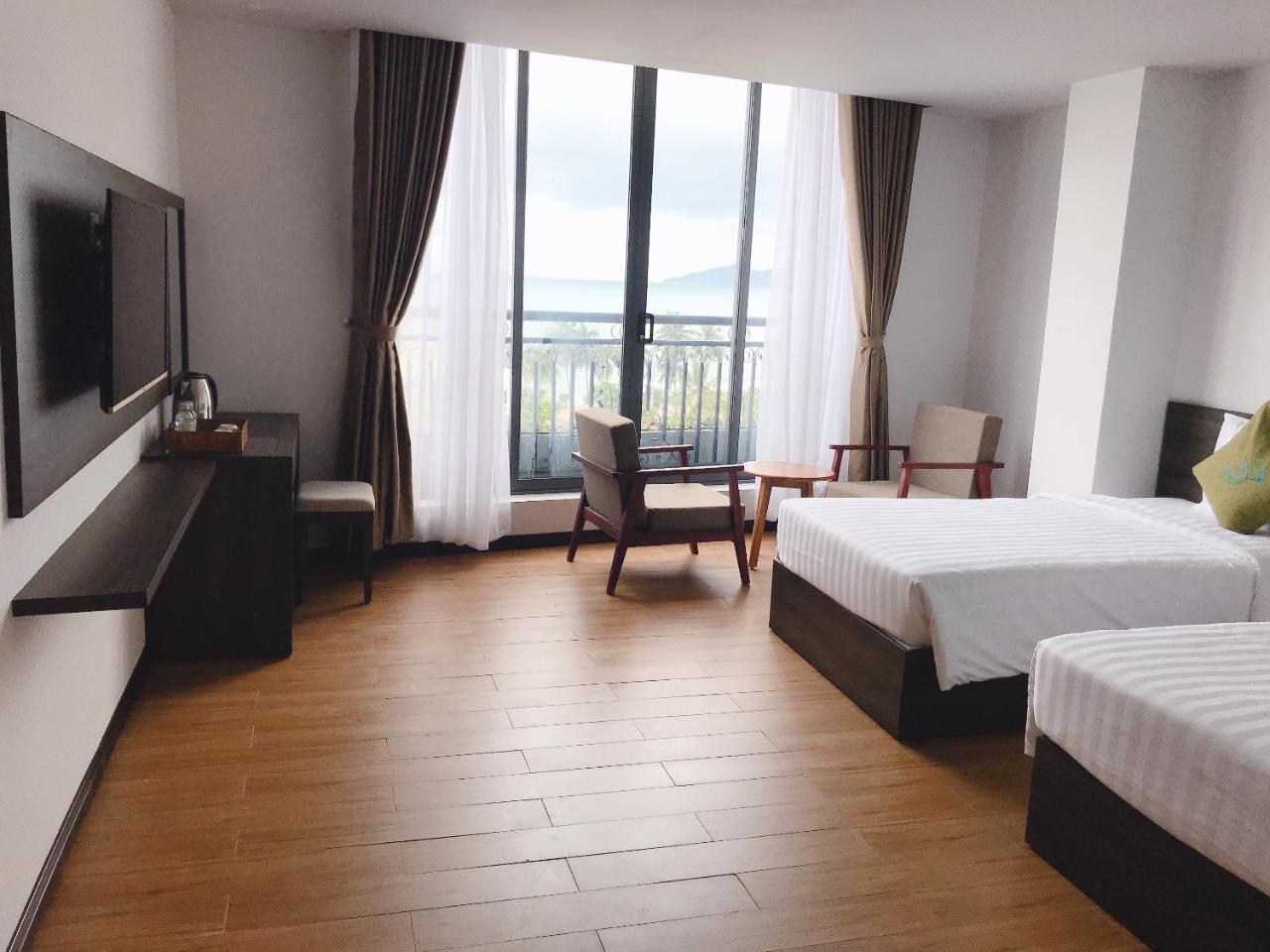 Lava Hotel На Транг Екстериор снимка