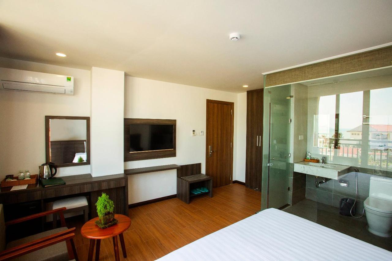 Lava Hotel На Транг Екстериор снимка
