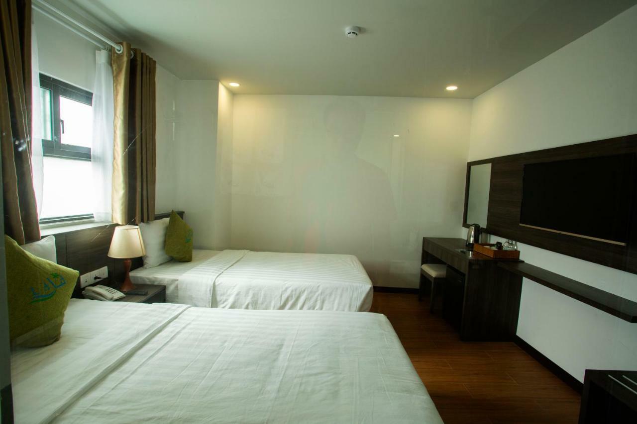 Lava Hotel На Транг Екстериор снимка